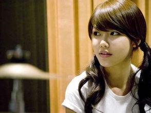 百度云女明星,揭秘百度云女明星的星途风采 第2张 百度云女明星,揭秘百度云女明星的星途风采 第2张