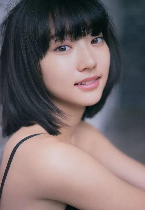 山本玲奈全集照片,光影交织的美丽瞬间  第2张